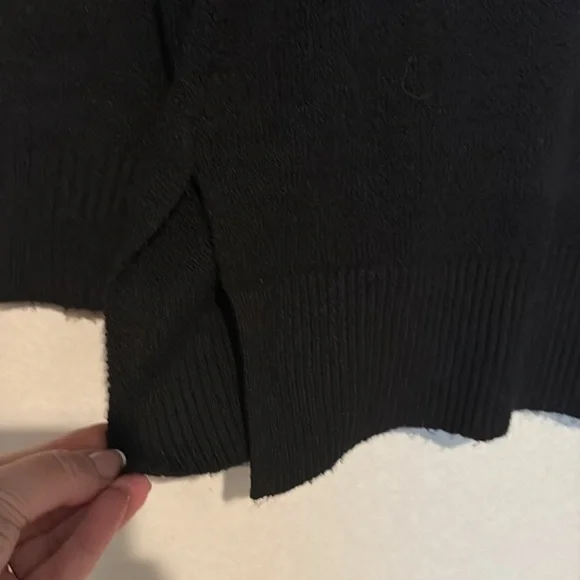 a.n.a / Ana - Women's Tunic Sweater.  Size XS. Black. - Picture 5 of 10